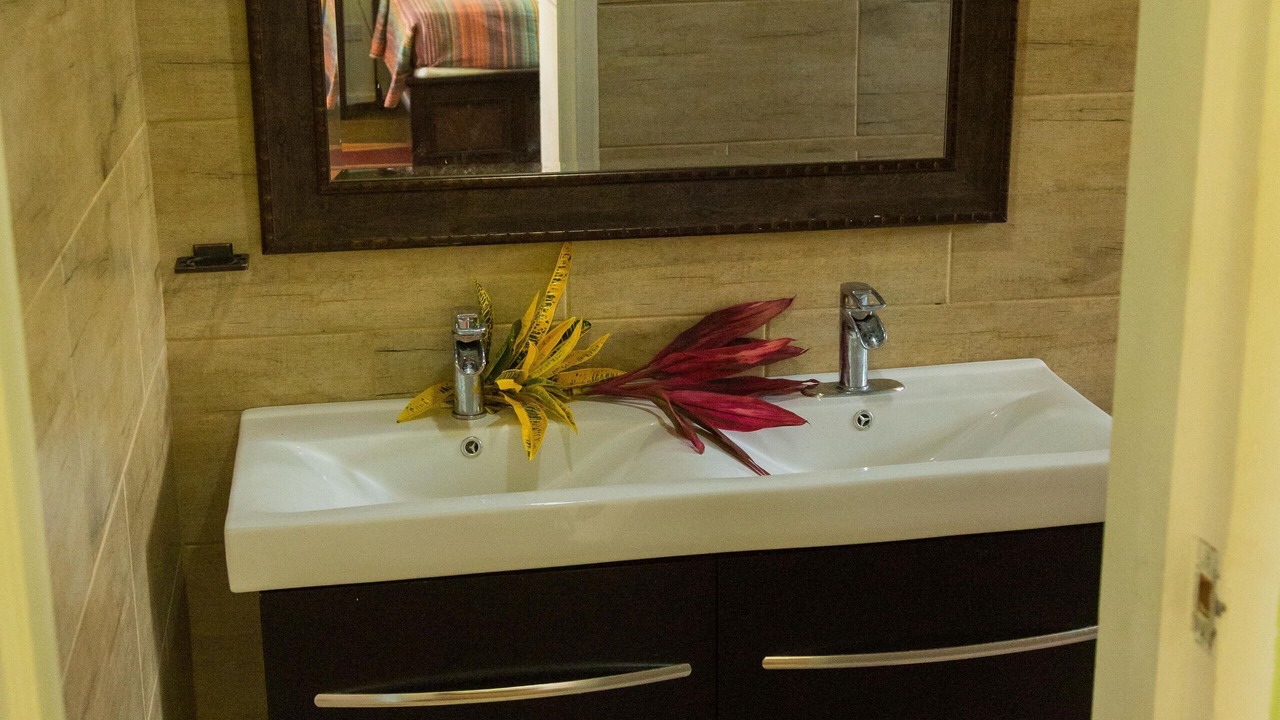 Photo of Bathroom in Sapphire