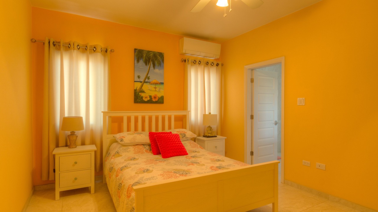 Photo of Bedroom in Opal