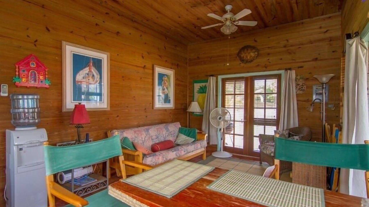 Photo of Livingroom in Gregory Town