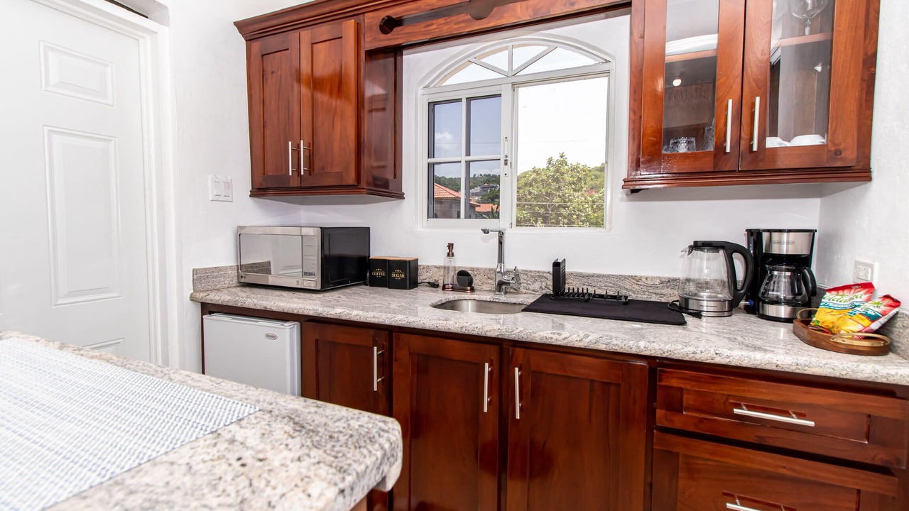 Photo of Kitchen in Runaway Bay