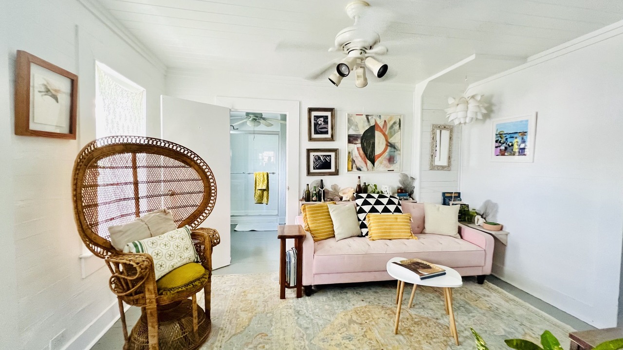 Photo of Livingroom in Spanish Wells