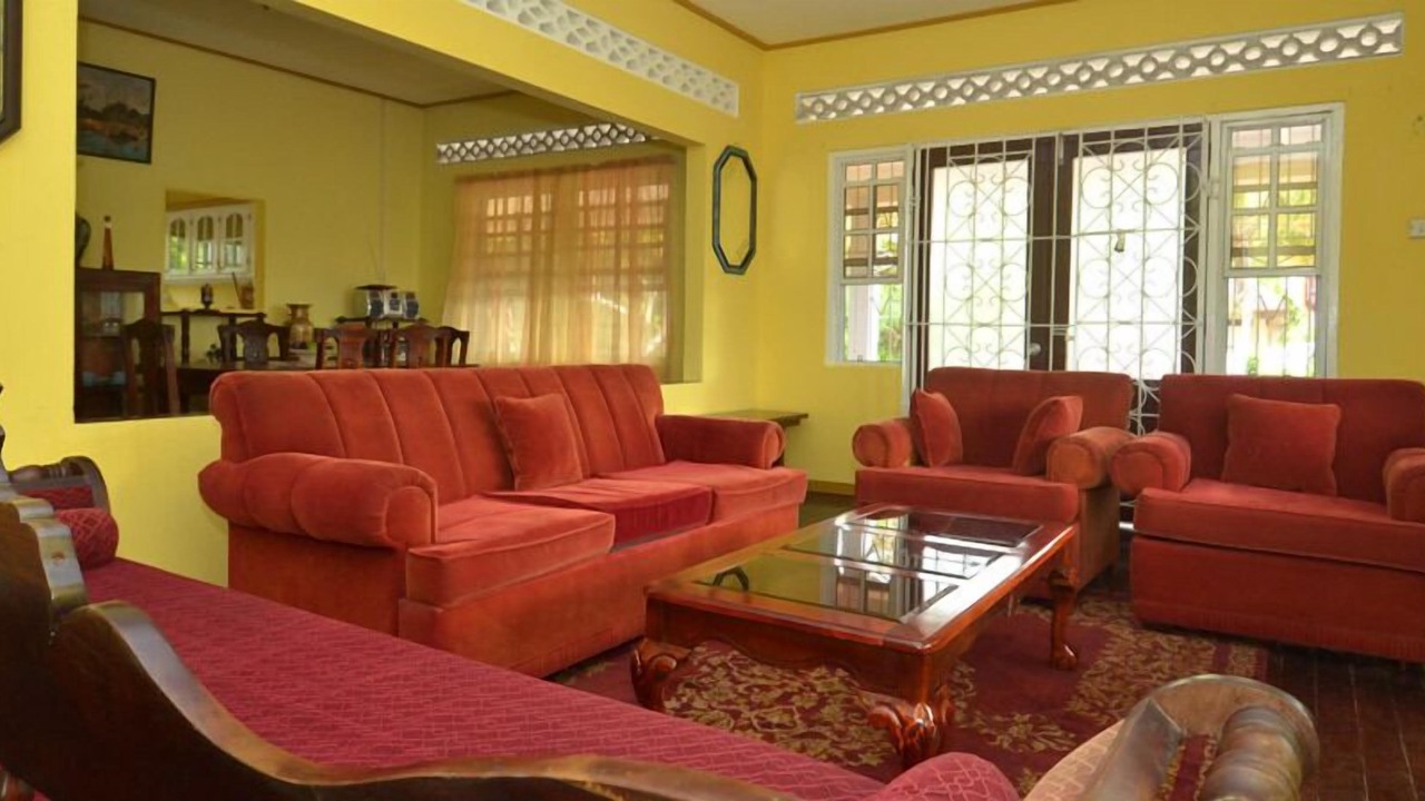 Photo of Livingroom in Belmont