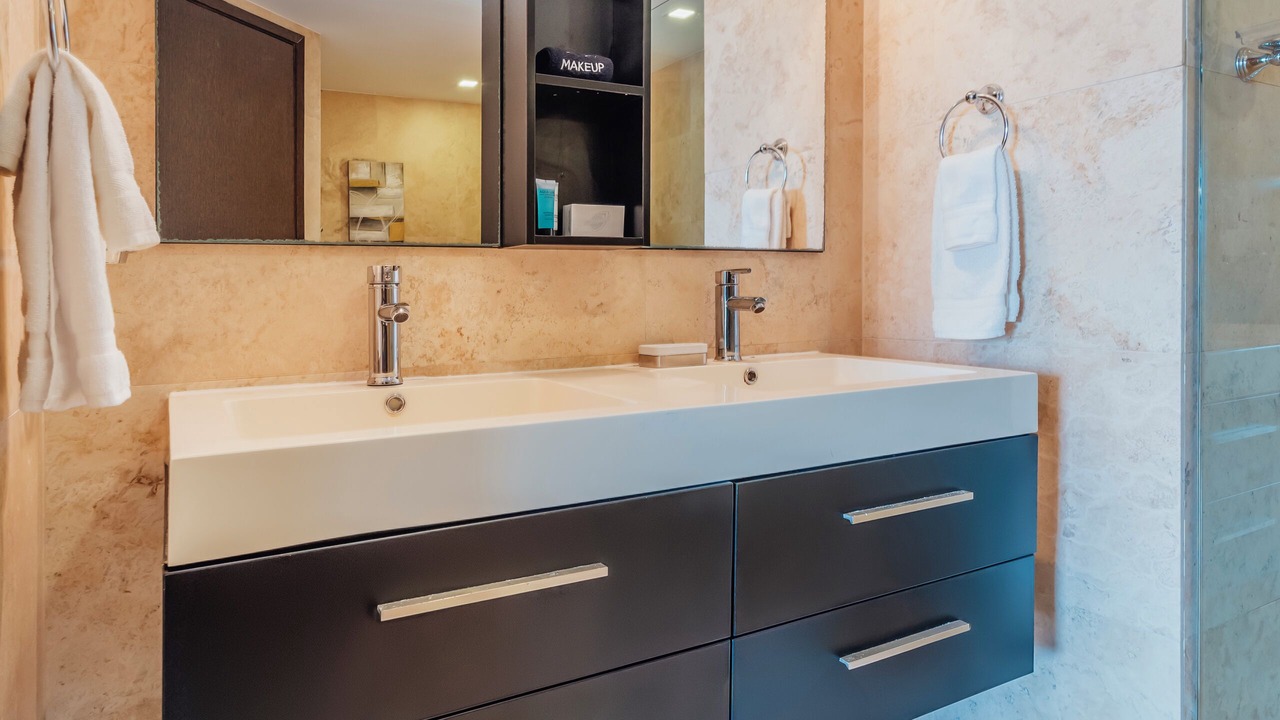 Photo of Bathroom in Oranjestad-West