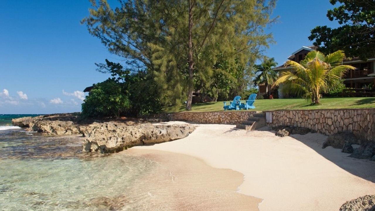 Photo of Others in Discovery Bay