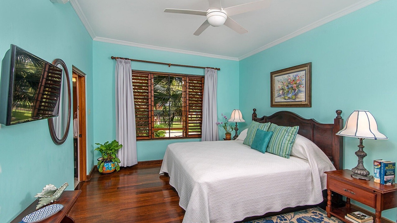 Photo of Bedroom in Discovery Bay