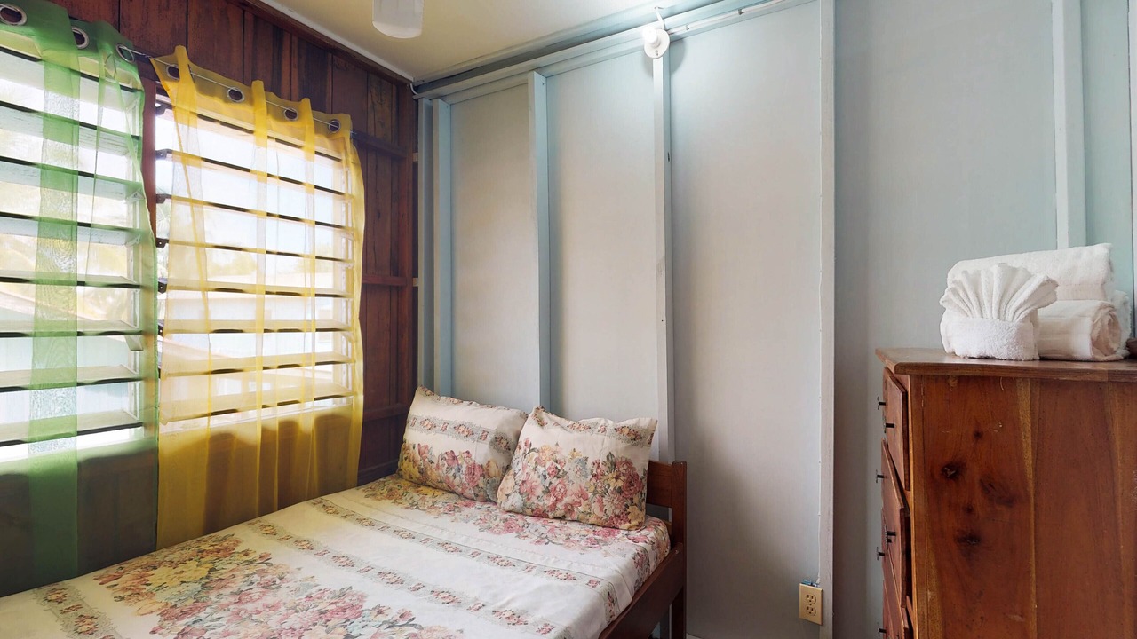 Photo of Bedroom in Placencia
