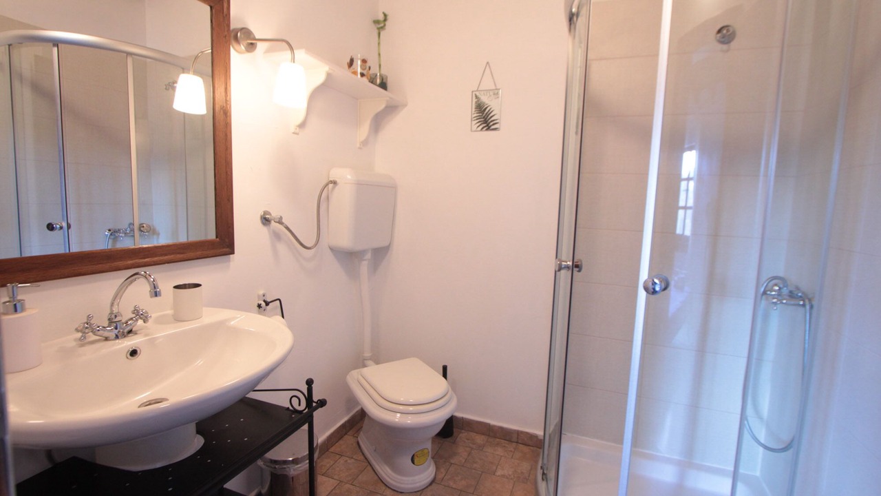 Photo of Bathroom in Korelici