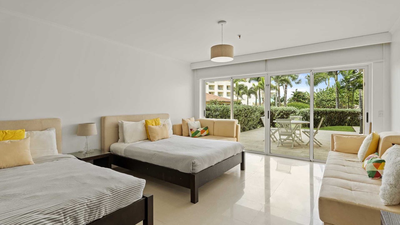 Photo of Others in Oranjestad-West