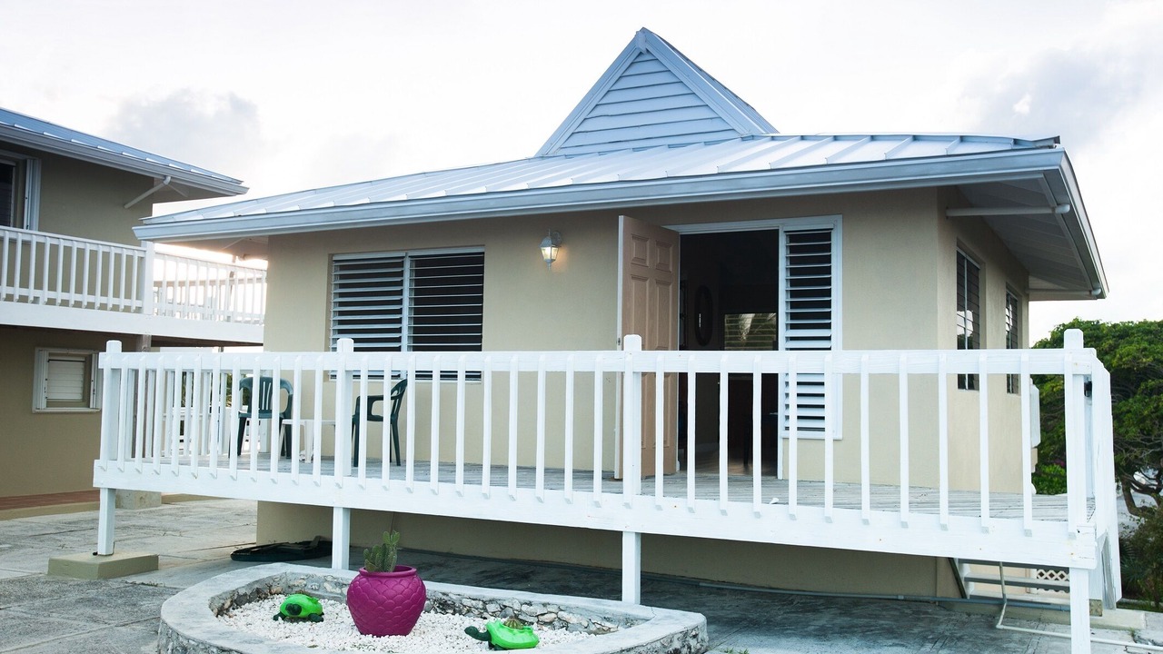 Photo of Outdoor in Long Bay Hills