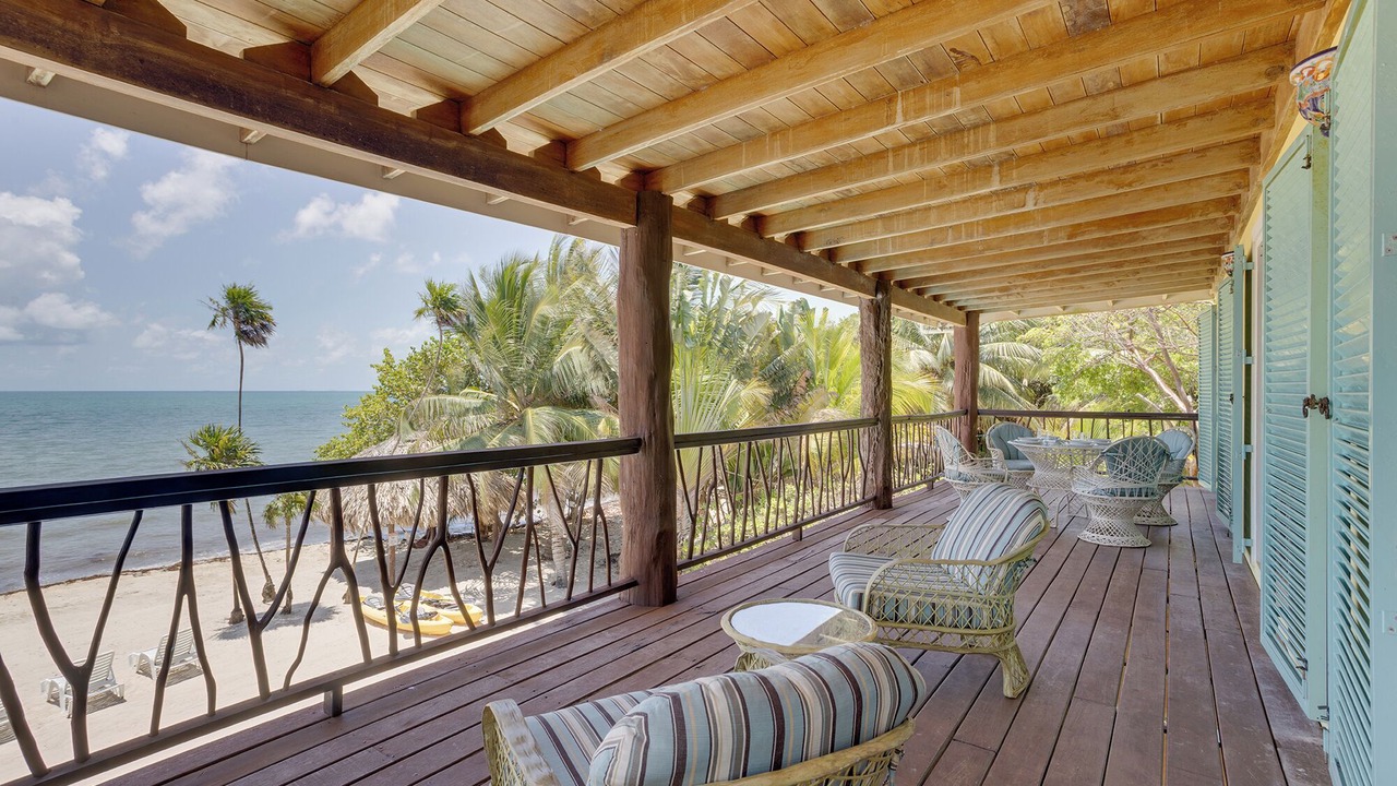 Photo of Patio Balcony in Caribbean Way