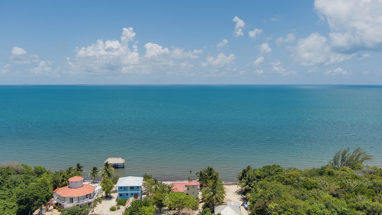 Photo of Outdoor in Caribbean Way