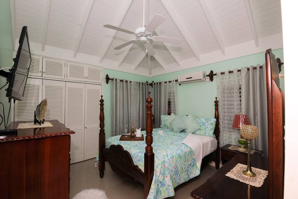 Photo of Bedroom in Priory
