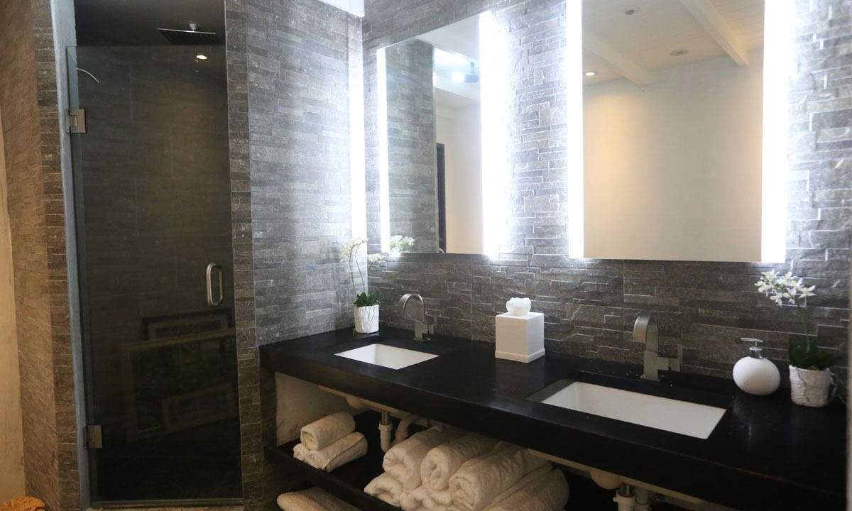 Photo of Bathroom in Trouya