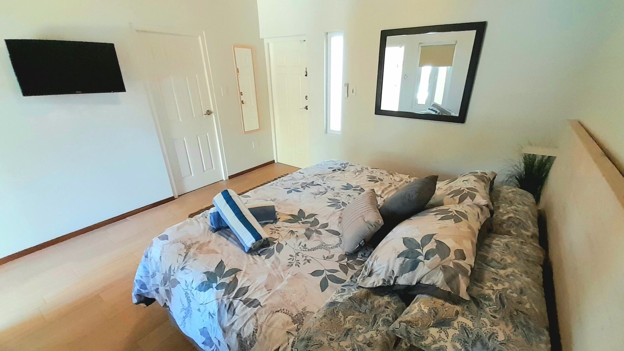 Photo of Bedroom in Opal