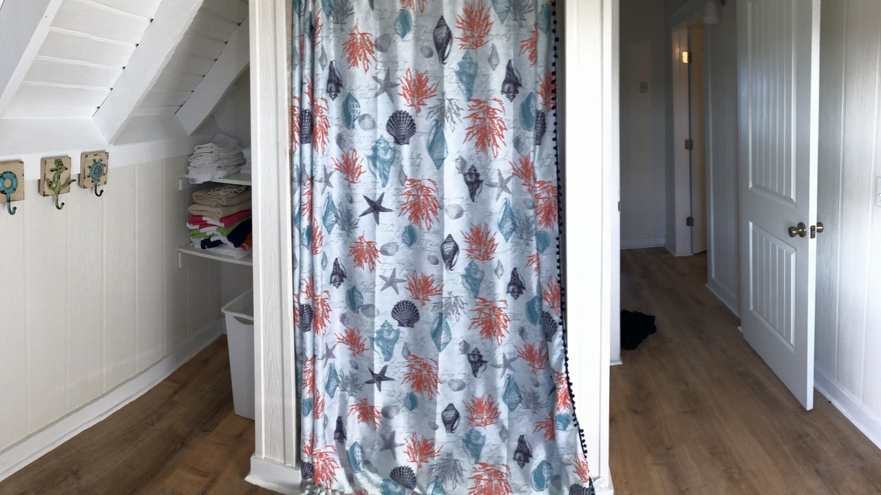 Photo of Bathroom in Green Turtle Cay