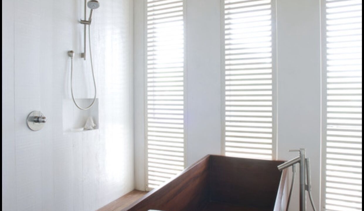 Photo of Bathroom in Dunmore Town