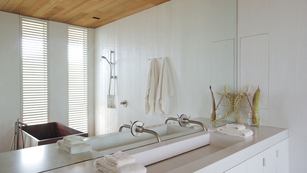 Photo of Bathroom in Dunmore Town