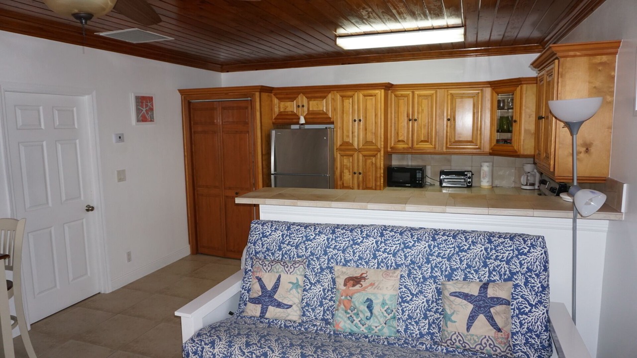 Photo of Livingroom in Spanish Wells