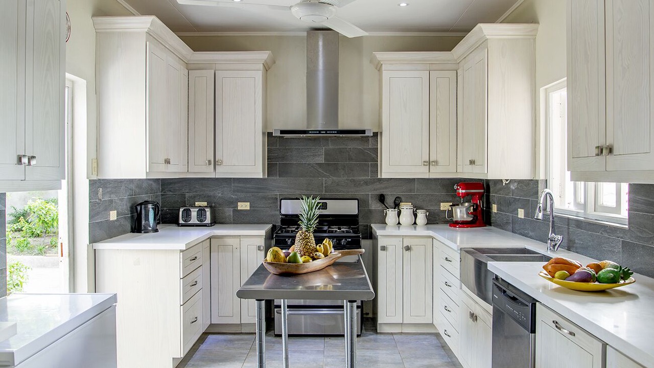 Photo of Kitchen in Runaway Bay