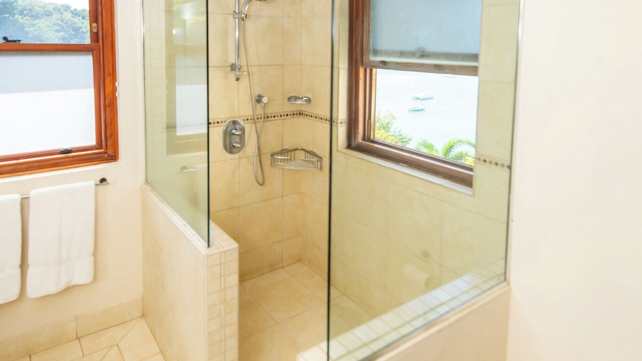 Photo of Bathroom in Calvigny