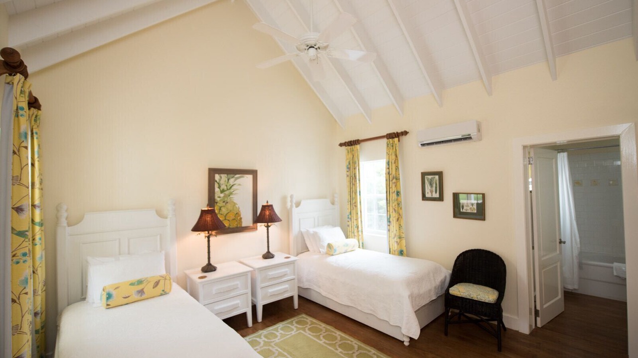 Photo of Bedroom in Dunmore Town