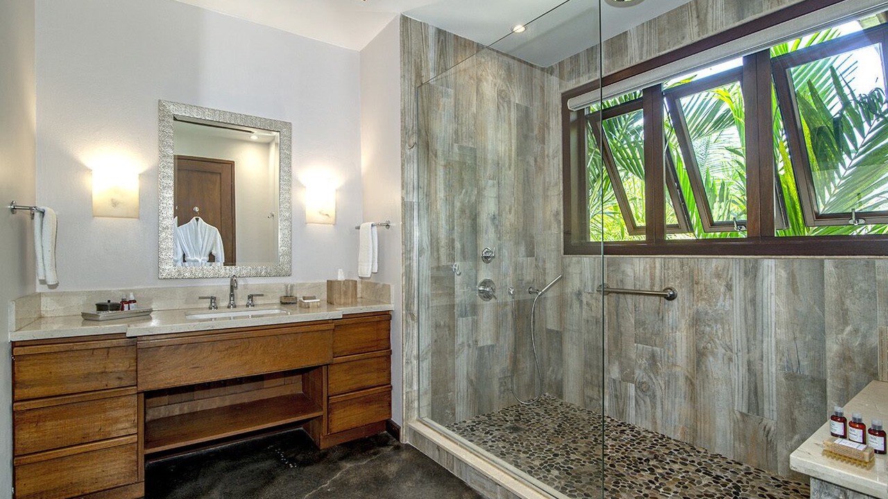Photo of Bathroom in Mammee Bay