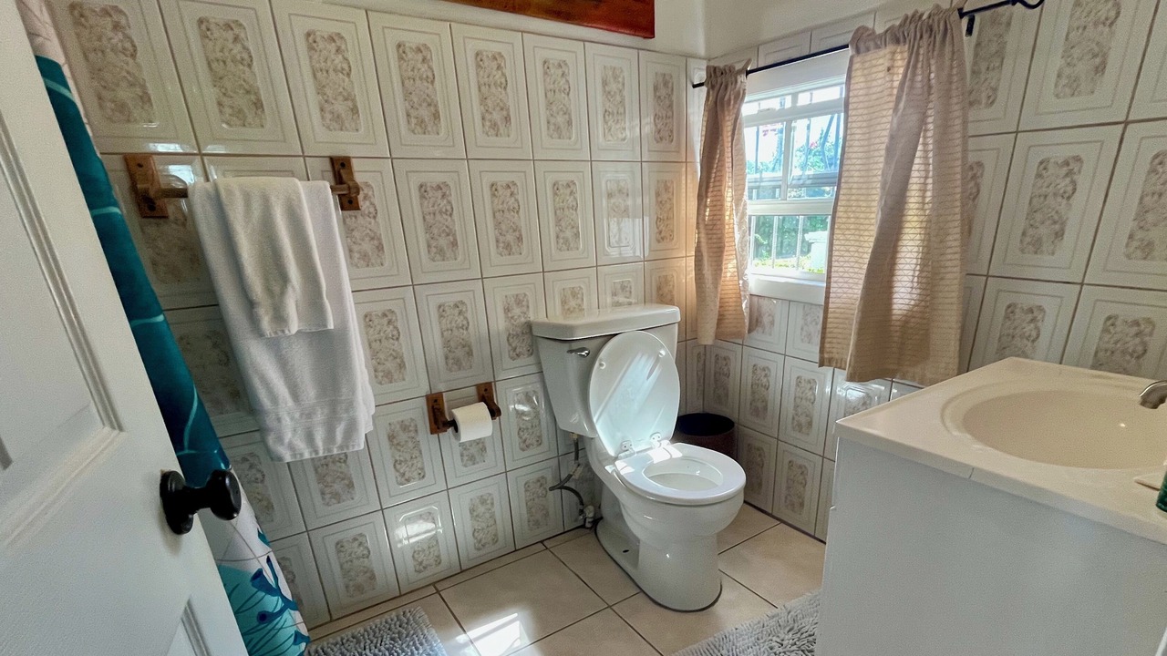 Photo of Bathroom in Cockburn Town