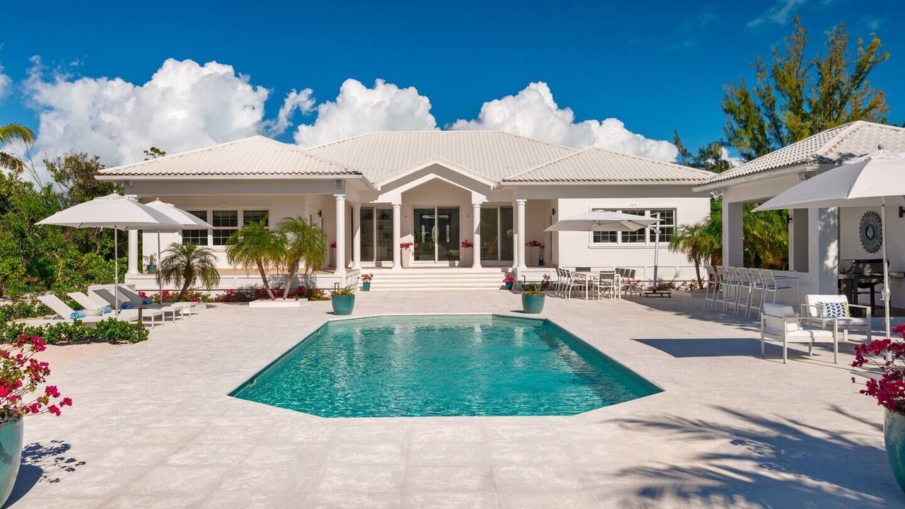 Photo of Outdoor in Leeward Settlement