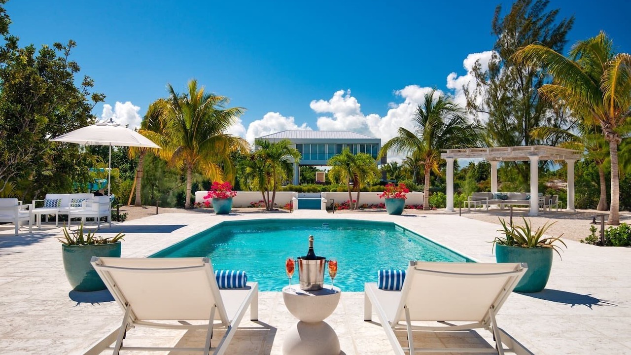 Photo of Outdoor in Leeward Settlement