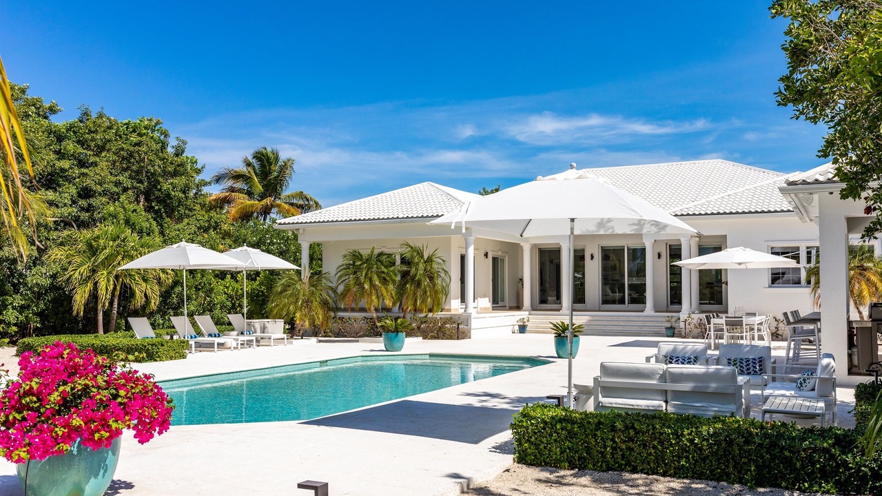 Photo of Outdoor in Leeward Settlement