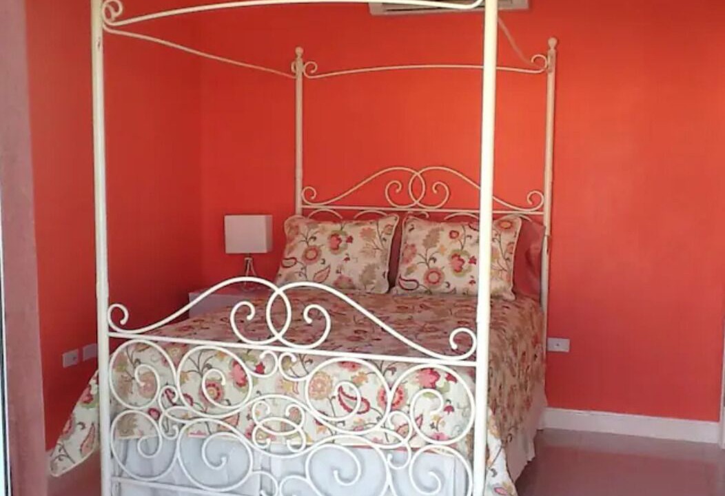 Photo of Bedroom in Orange Bay