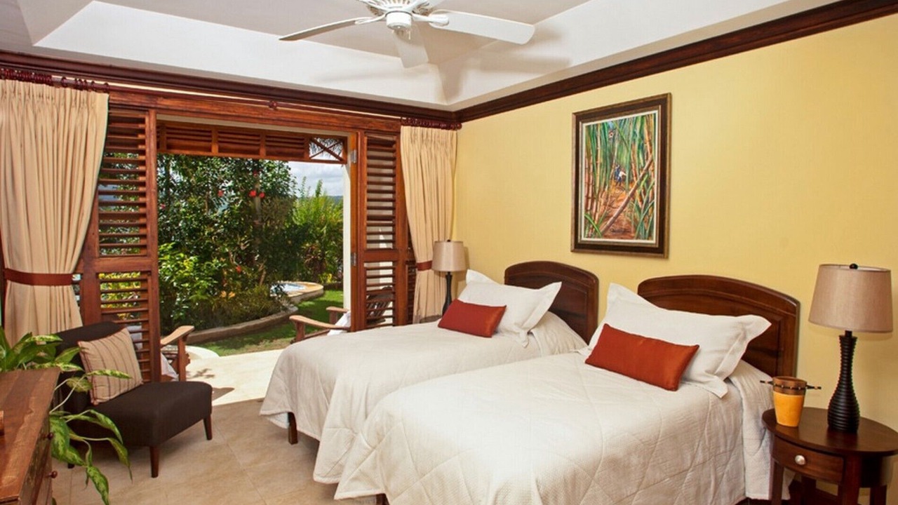 Photo of Bedroom in Discovery Bay