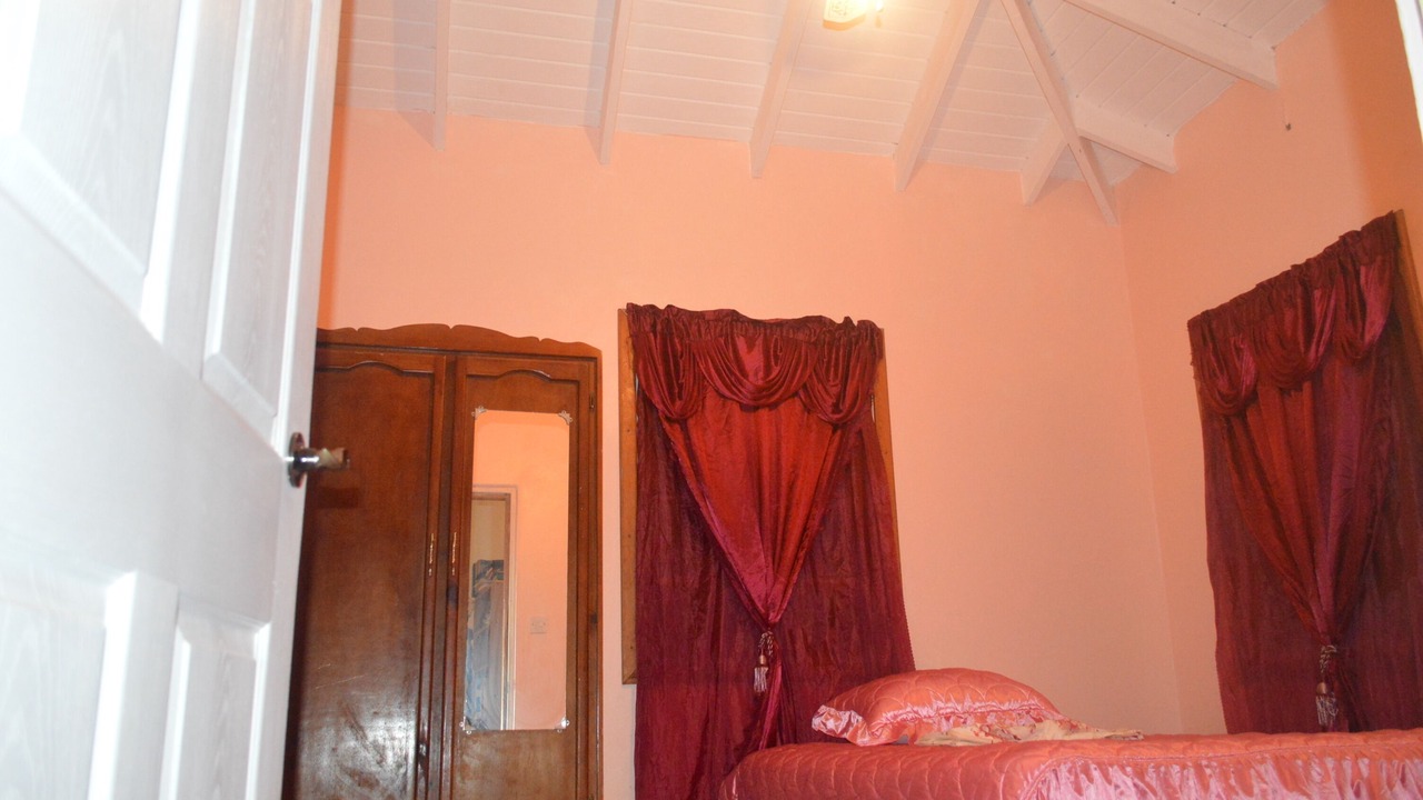 Photo of Bedroom in Soufriere Quarter