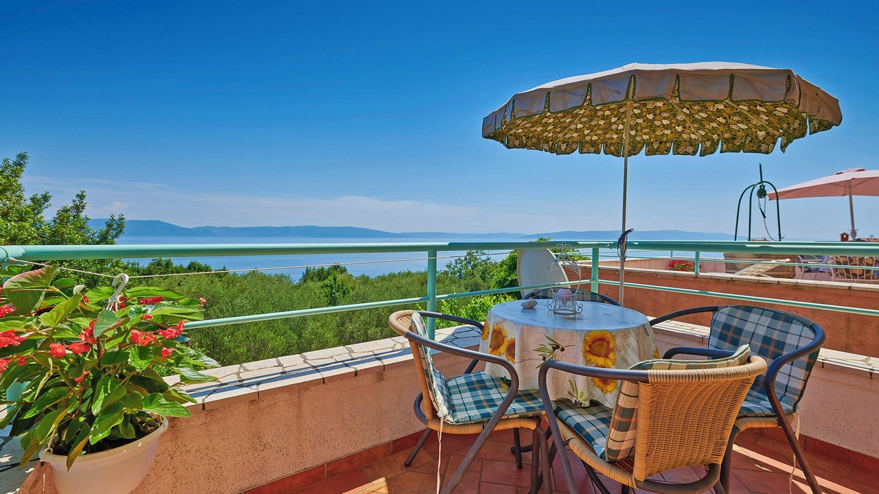 Photo of Others in Ravni