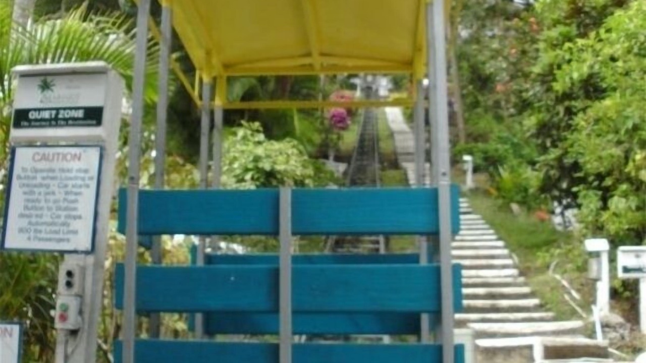 Photo of Others in Marigot Bay