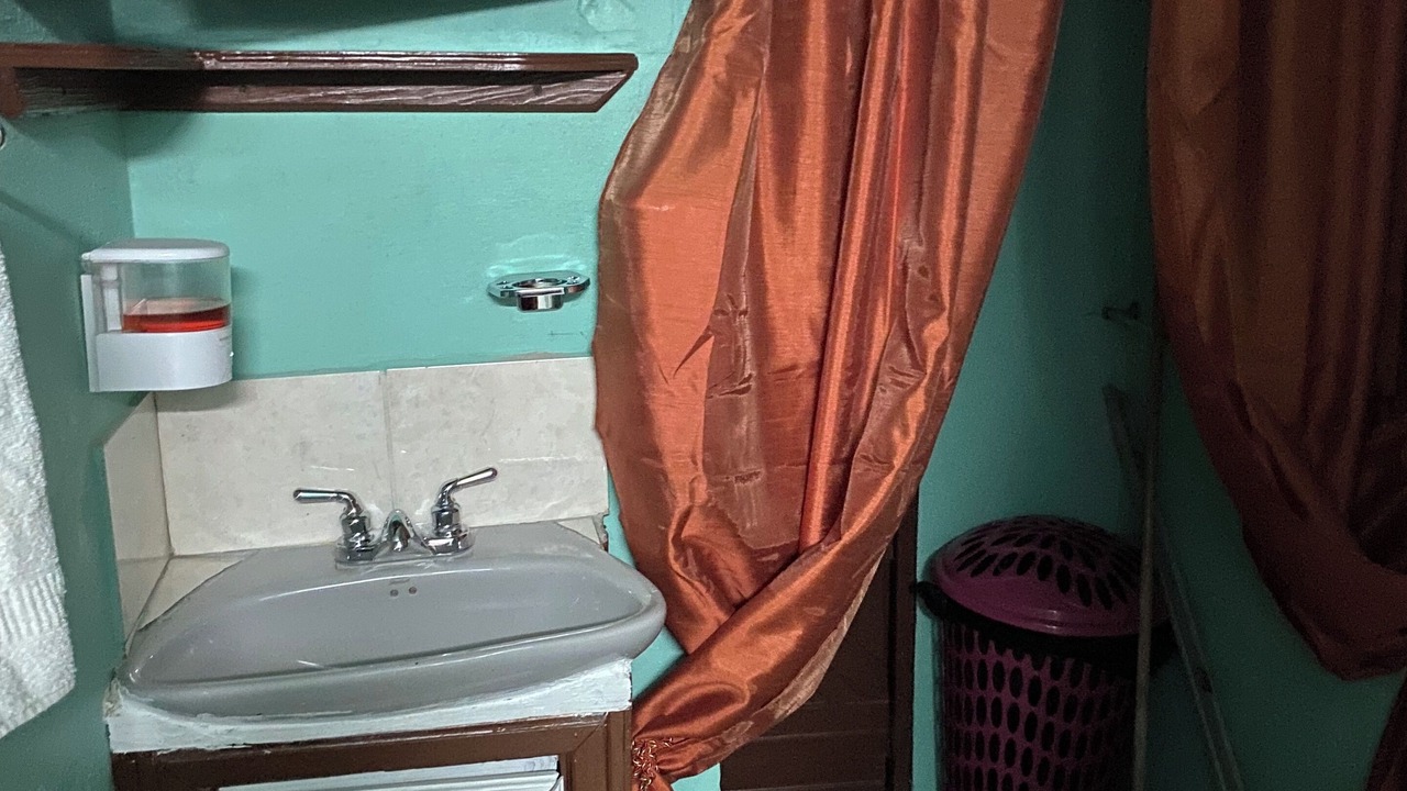 Photo of Bathroom in Banse