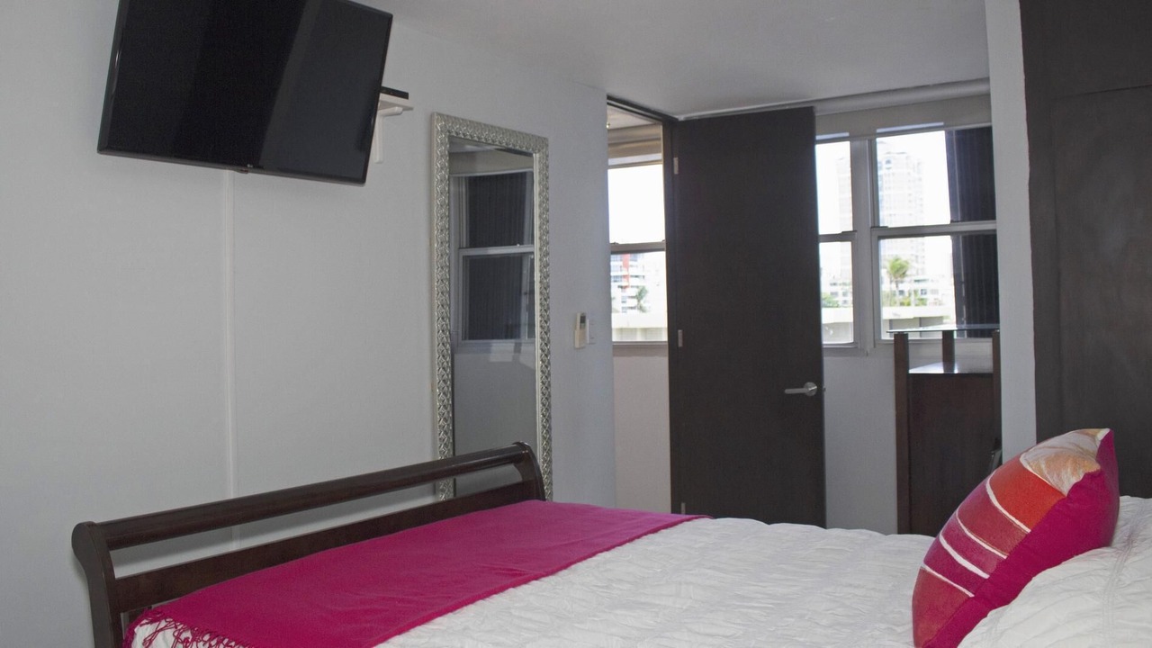 Photo of Bedroom in Condado