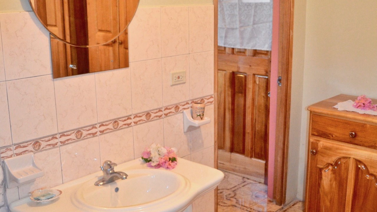 Photo of Bathroom in Little Bay