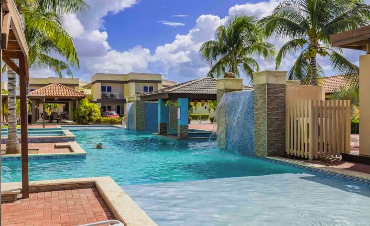 Photo of Outdoor in Oranjestad-West