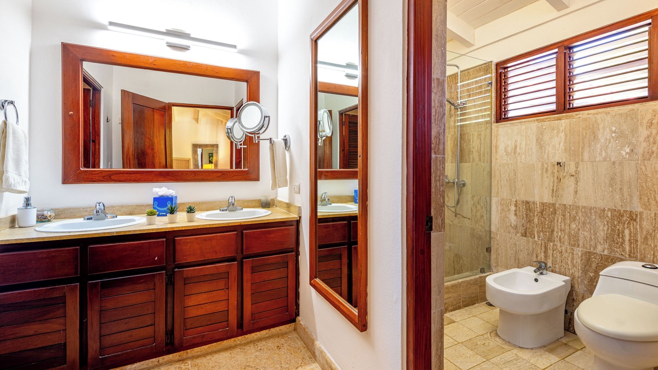 Photo of Bathroom in Los Lagos