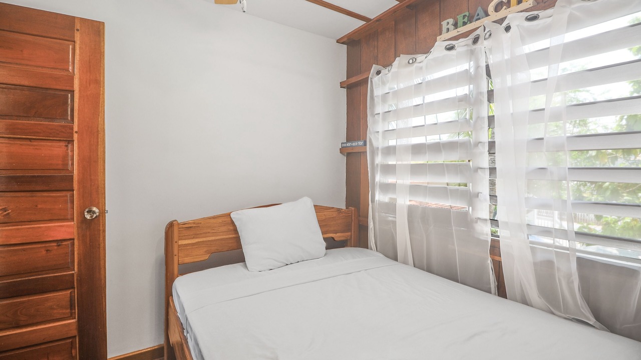 Photo of Bedroom in Placencia