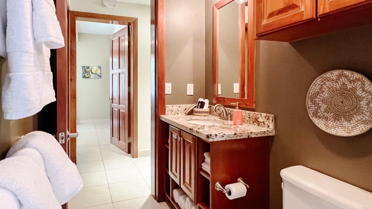 Photo of Bathroom in Cocoplum
