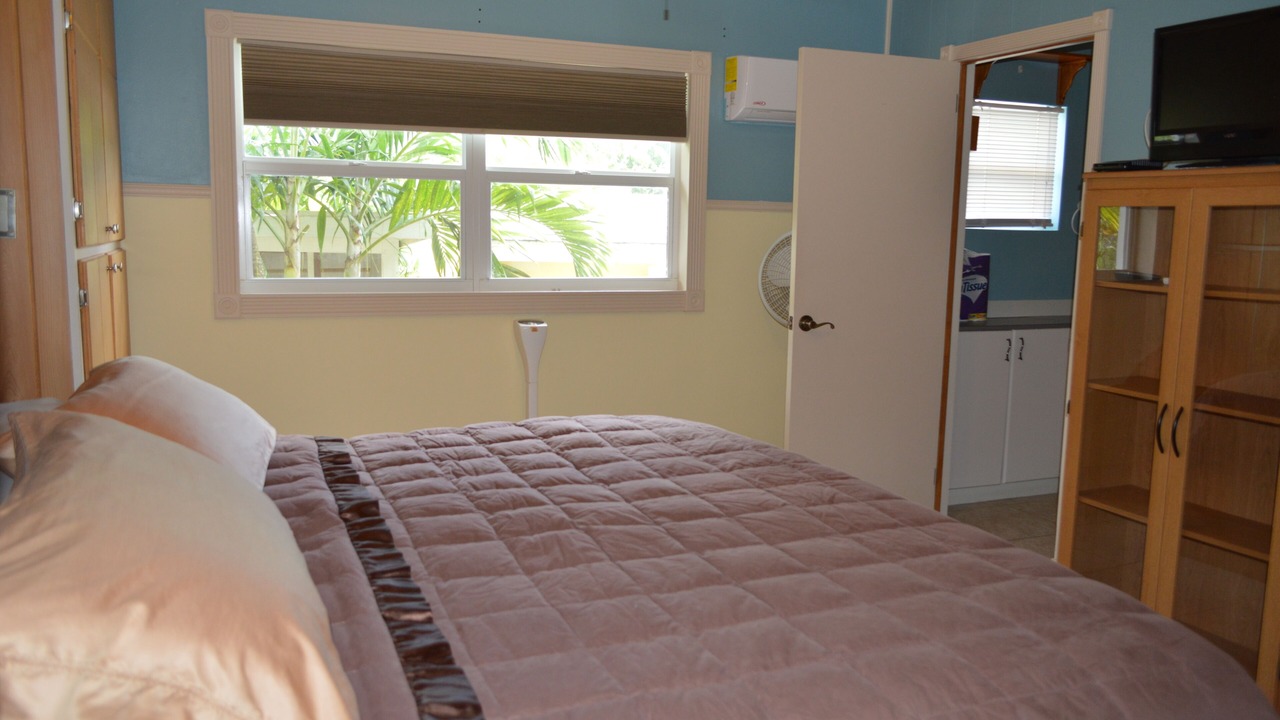 Photo of Others in Man O War Cay
