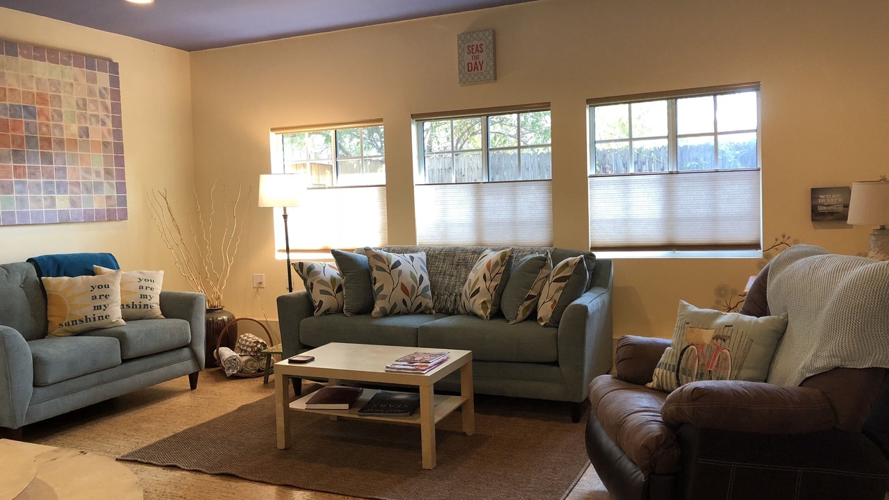 Photo of Livingroom in Carlson Park