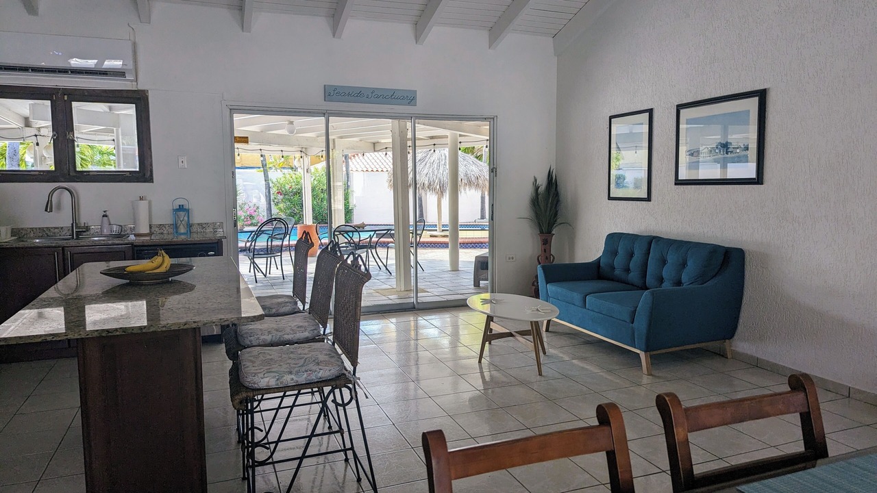 Photo of Livingroom in Palm Beach
