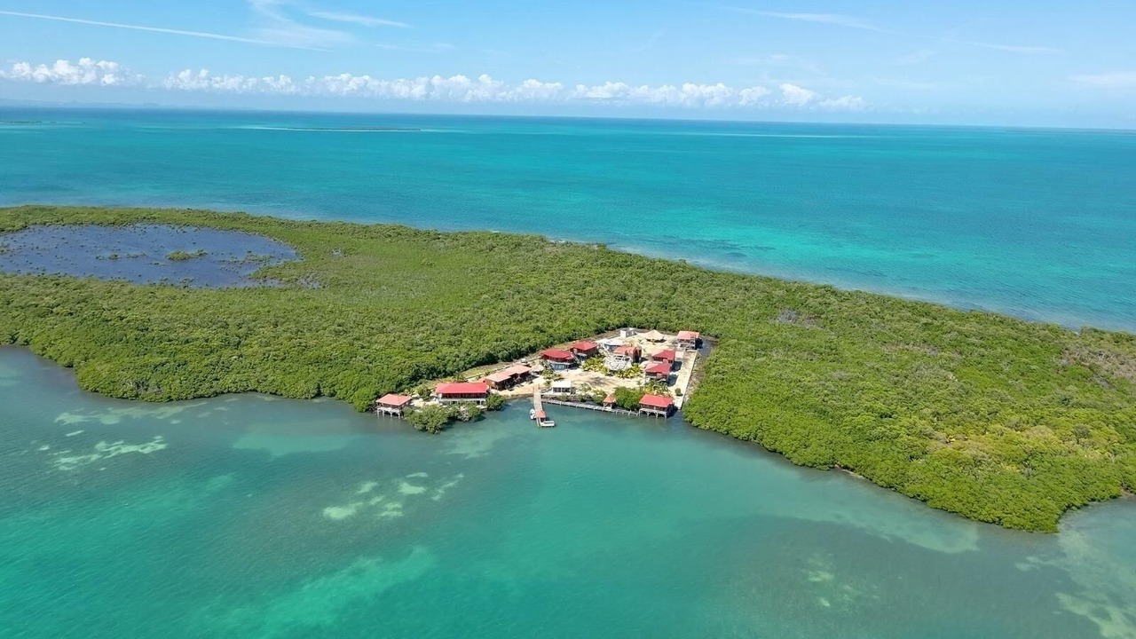 Photo of Outdoor in Glovers Reef Atoll