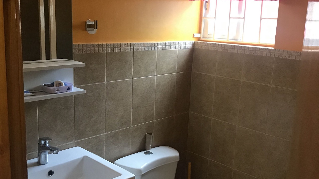 Photo of Bathroom in Eastwood Park