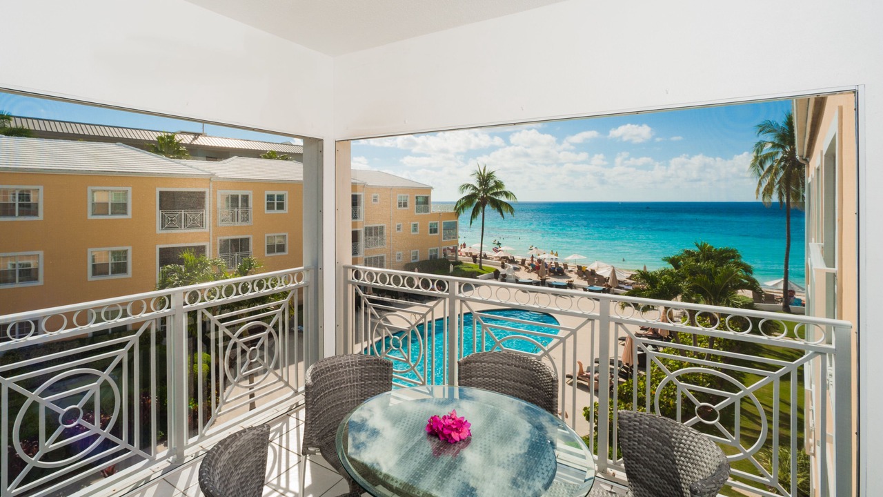 Photo of Patio Balcony in Seven Mile Beach