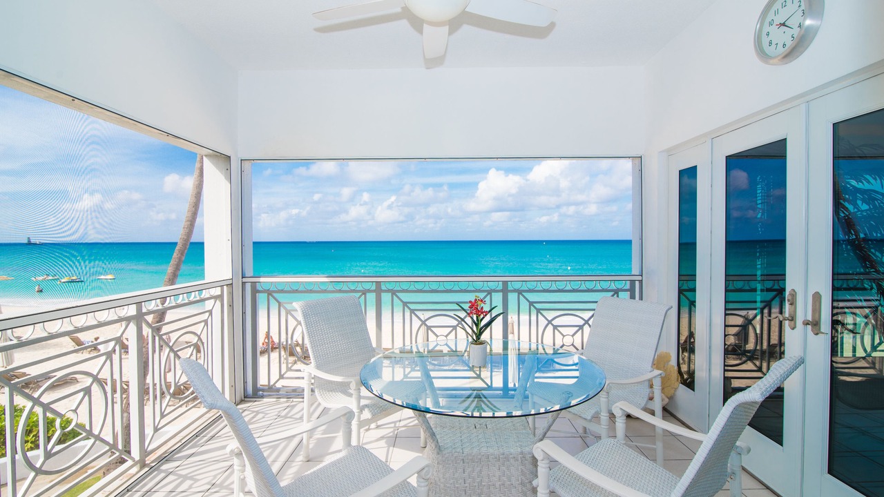 Photo of Patio Balcony in Seven Mile Beach