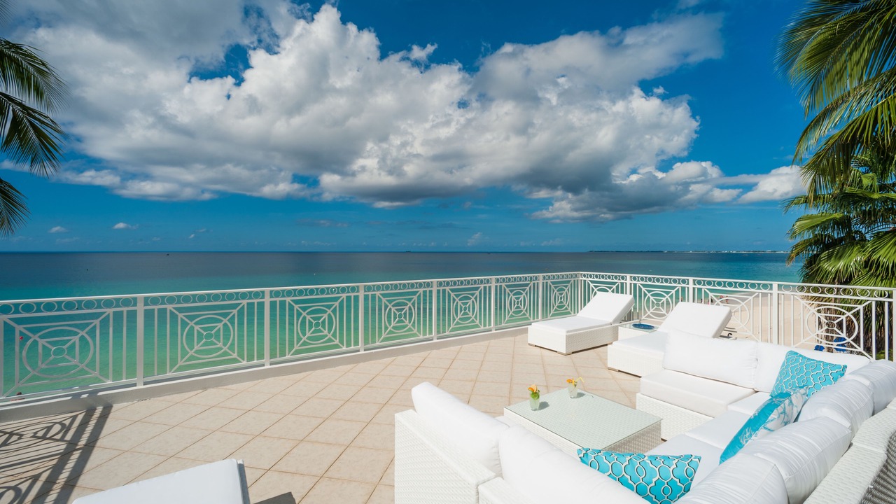 Photo of Patio Balcony in Seven Mile Beach